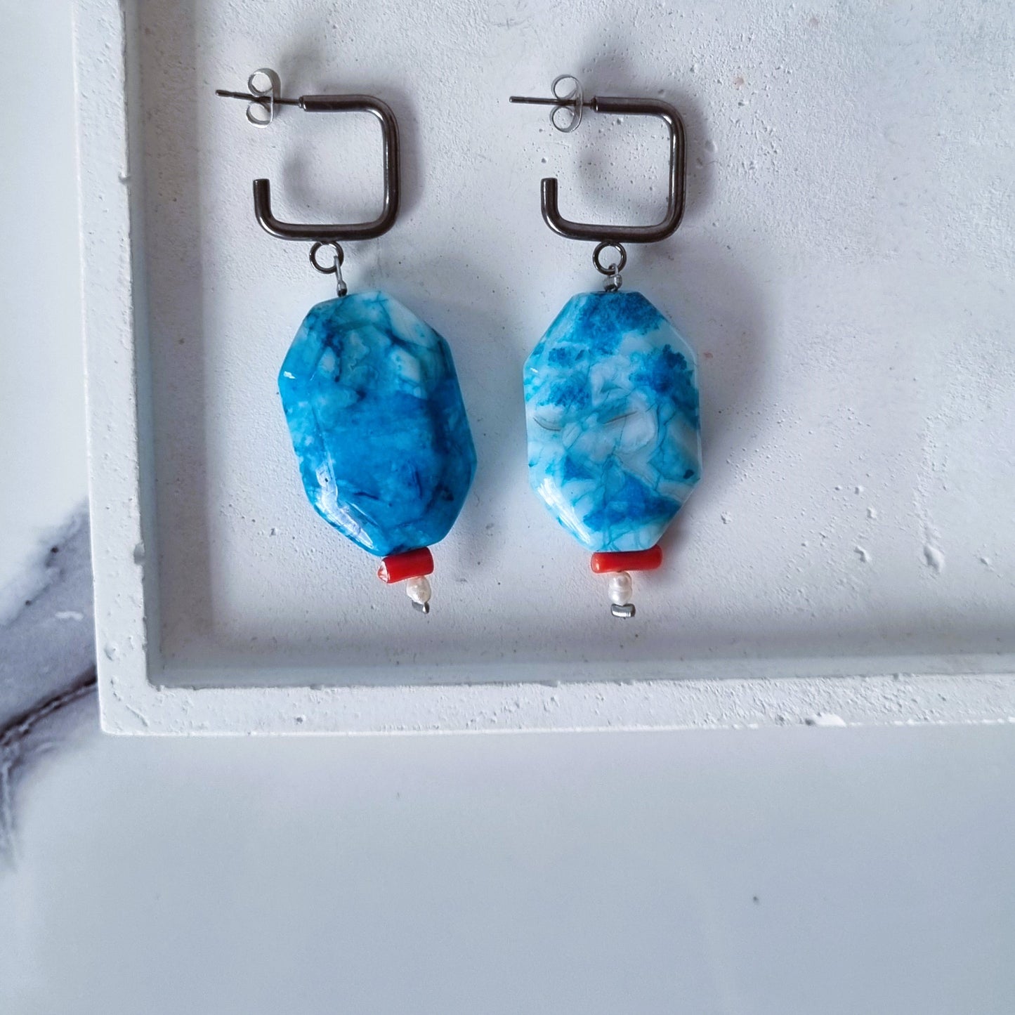Turquoise stones earrings