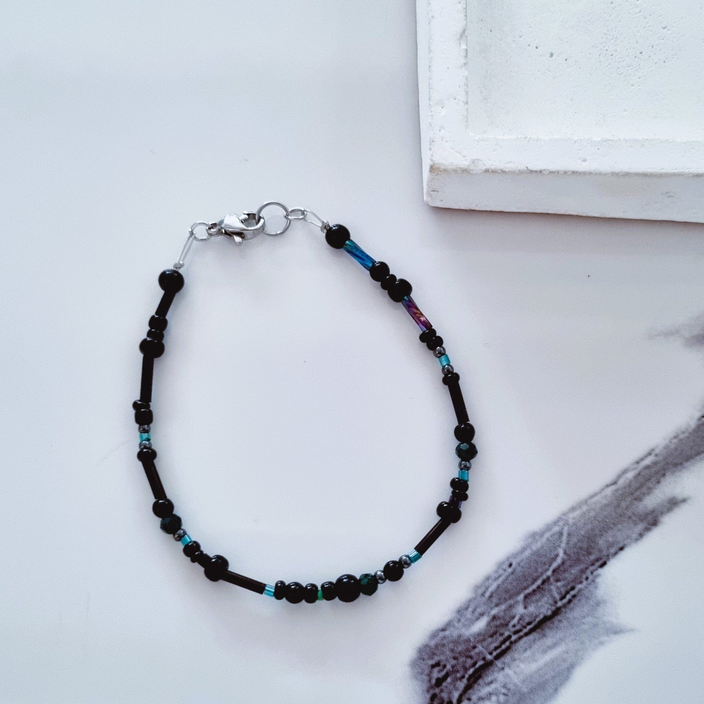 Black crystals bracelet