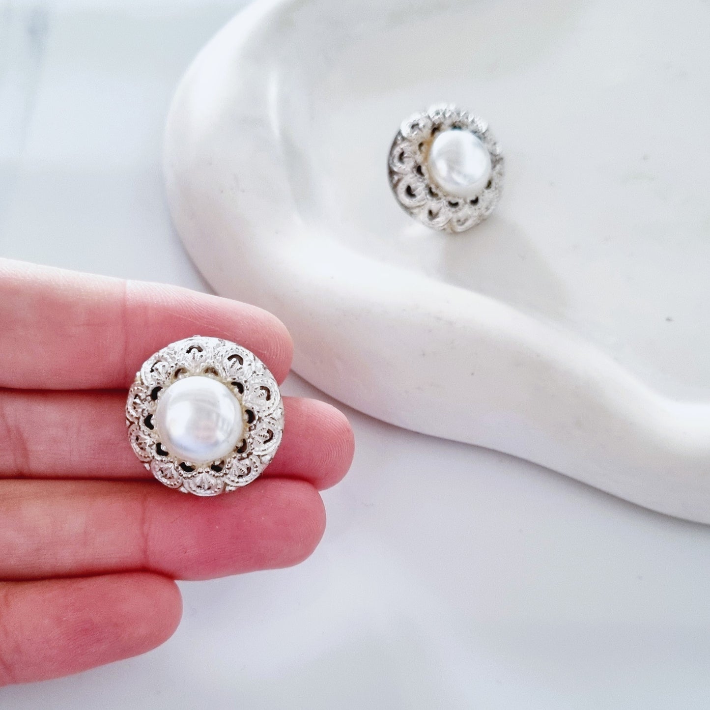 Vintage earrings - Almost bridal