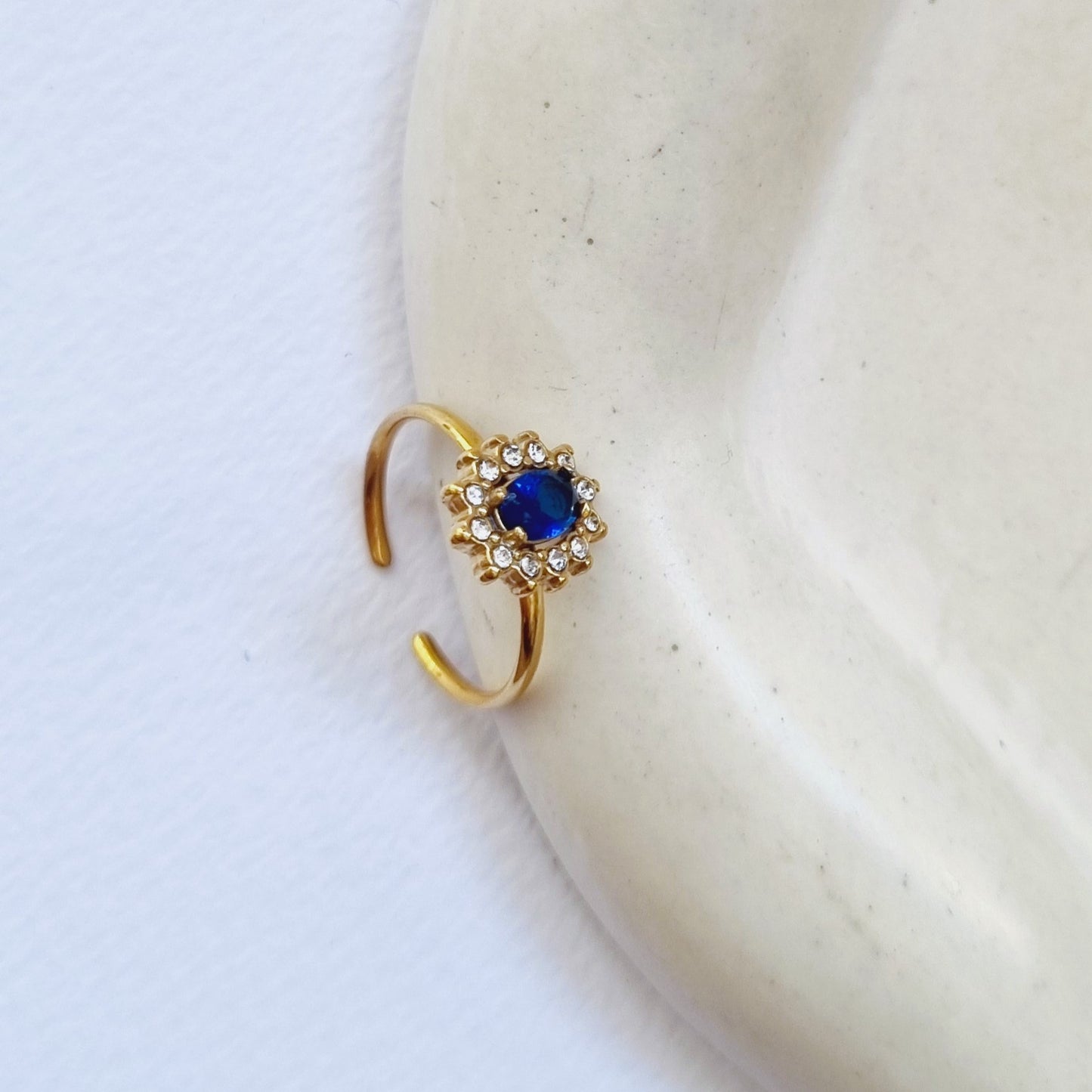 Diana ring (blue)