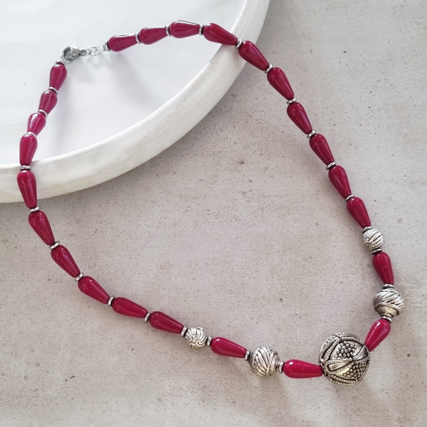 Bordeaux - Necklace