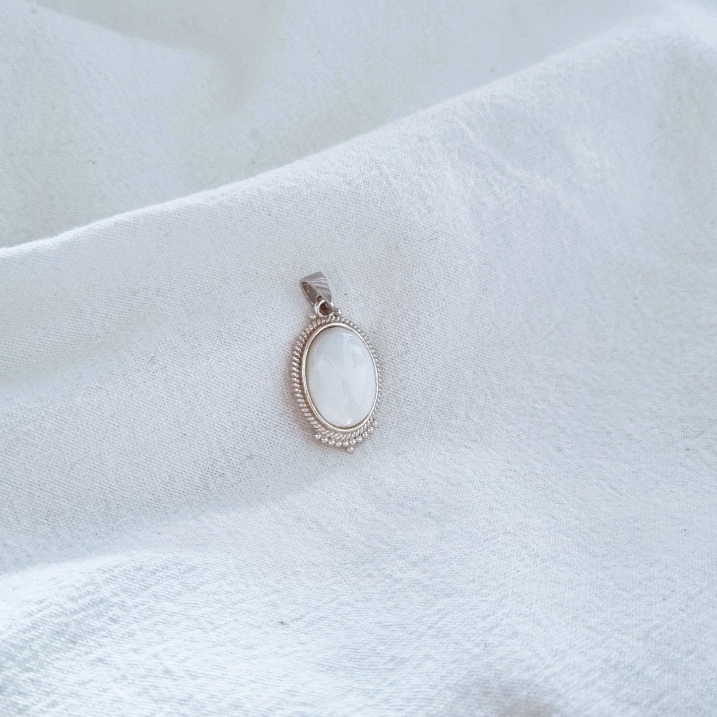 Mother of pearls - Pendant