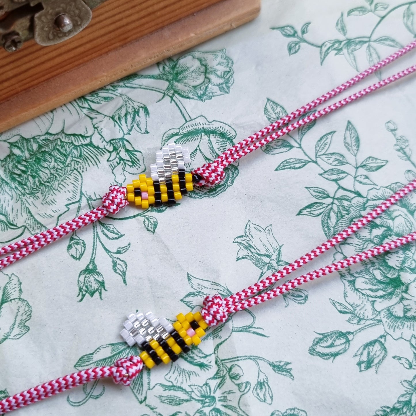 Μαρτάκι - Μέλισσα