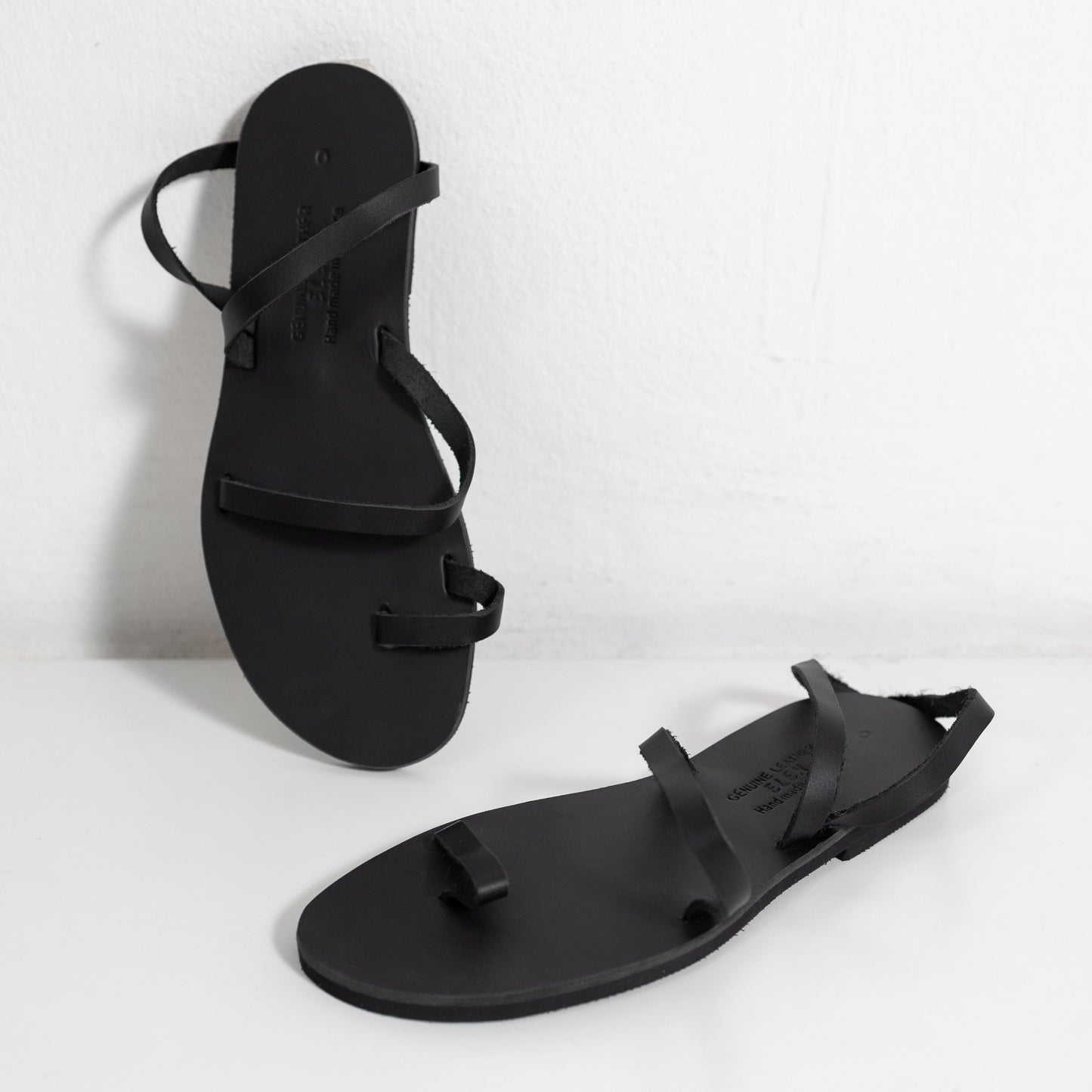Daphne sandals (black)