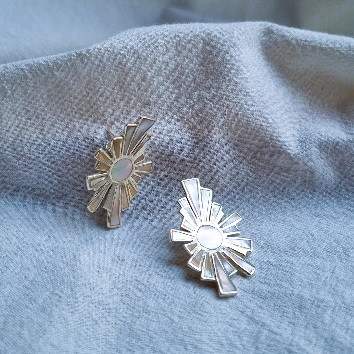 Big flowers, big hopes - Earring