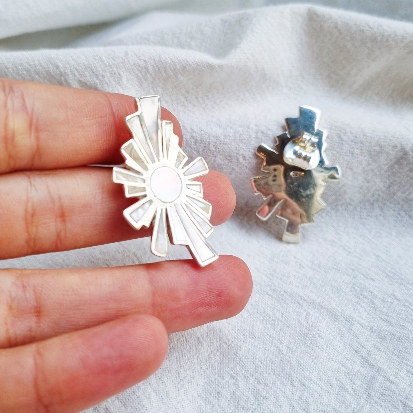Big flowers, big hopes - Earring