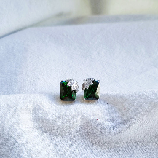 Green beary - Earrings
