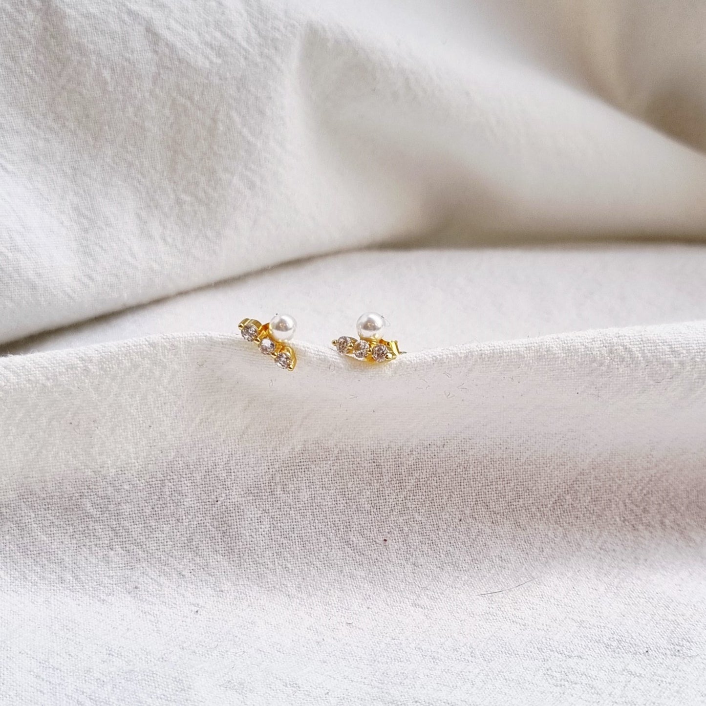 Frini earrings (gold)