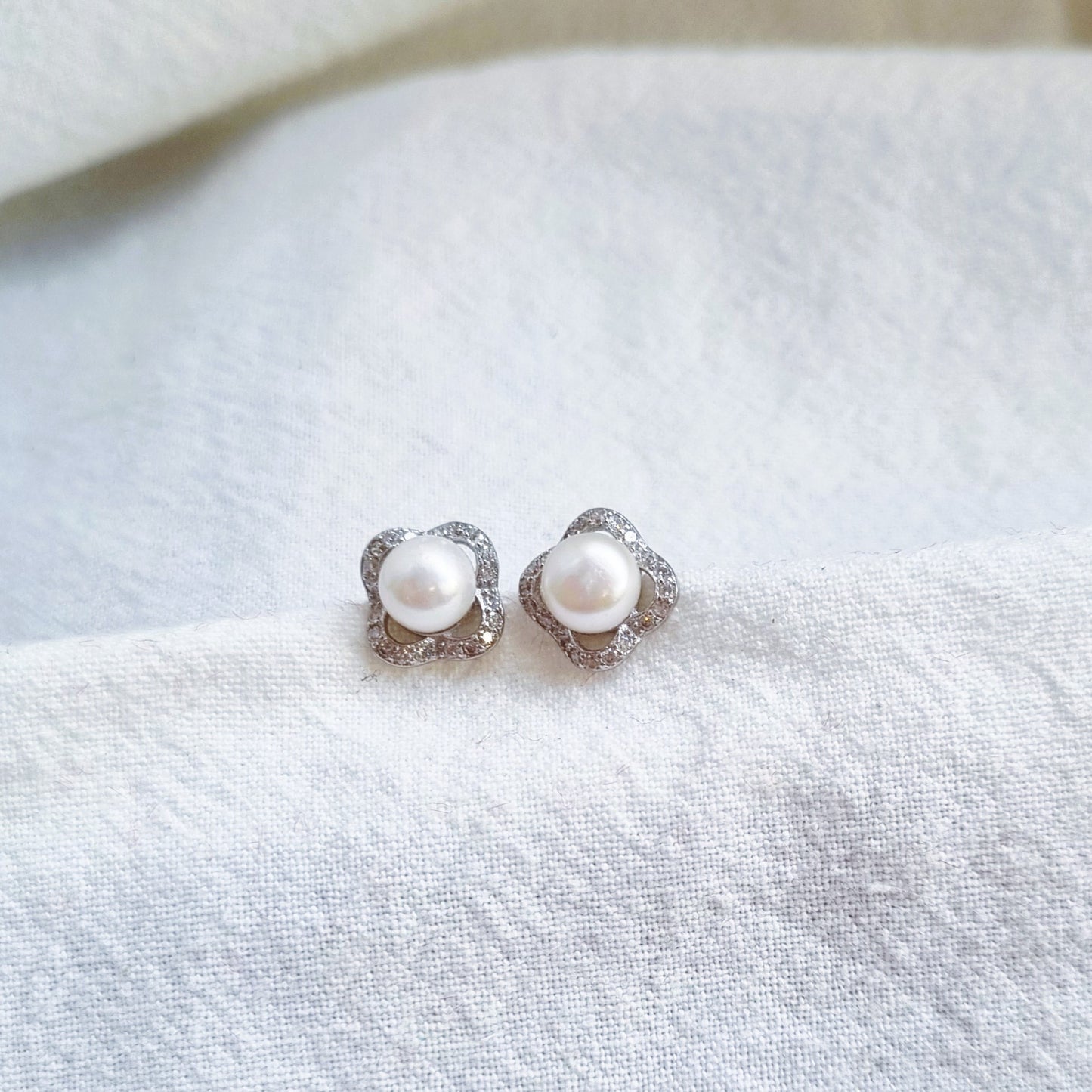 Bridal earrings