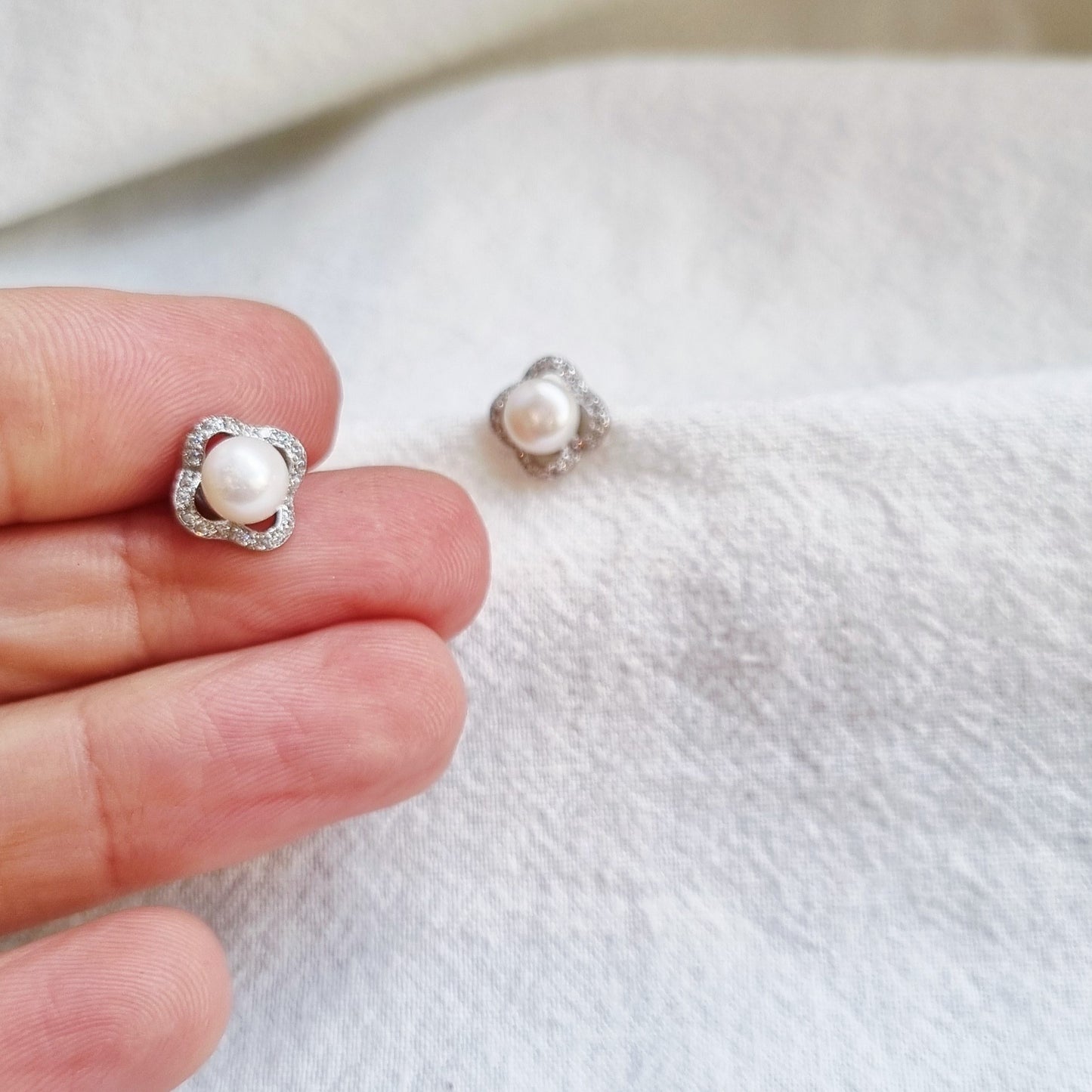Bridal earrings