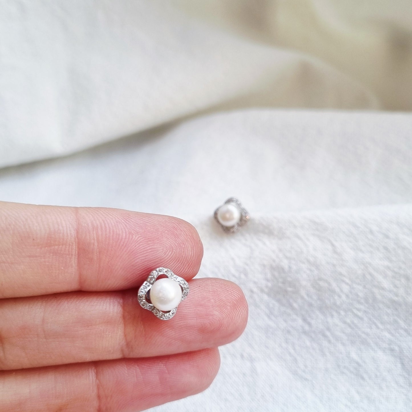 Bridal earrings