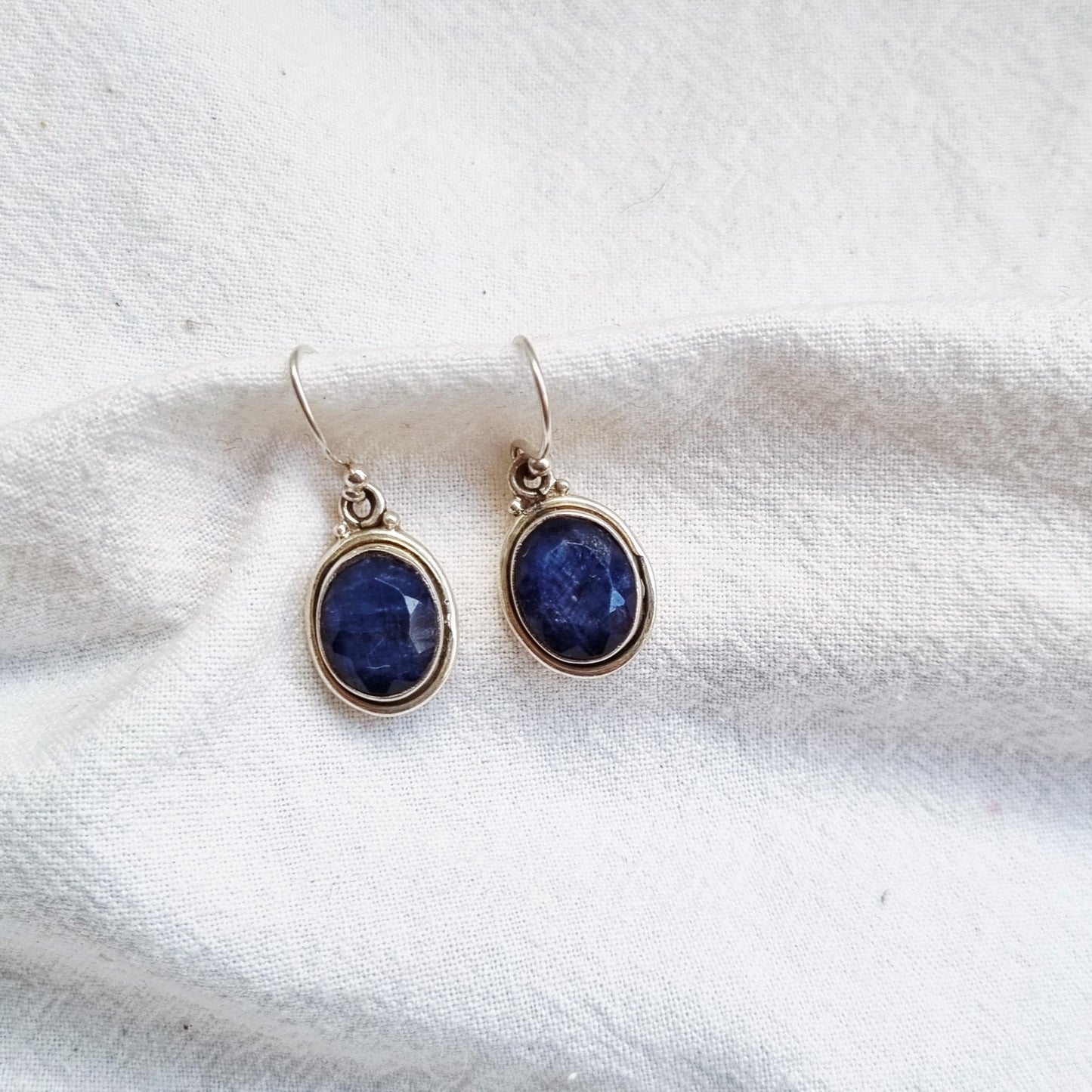 Oval blue agate earrings