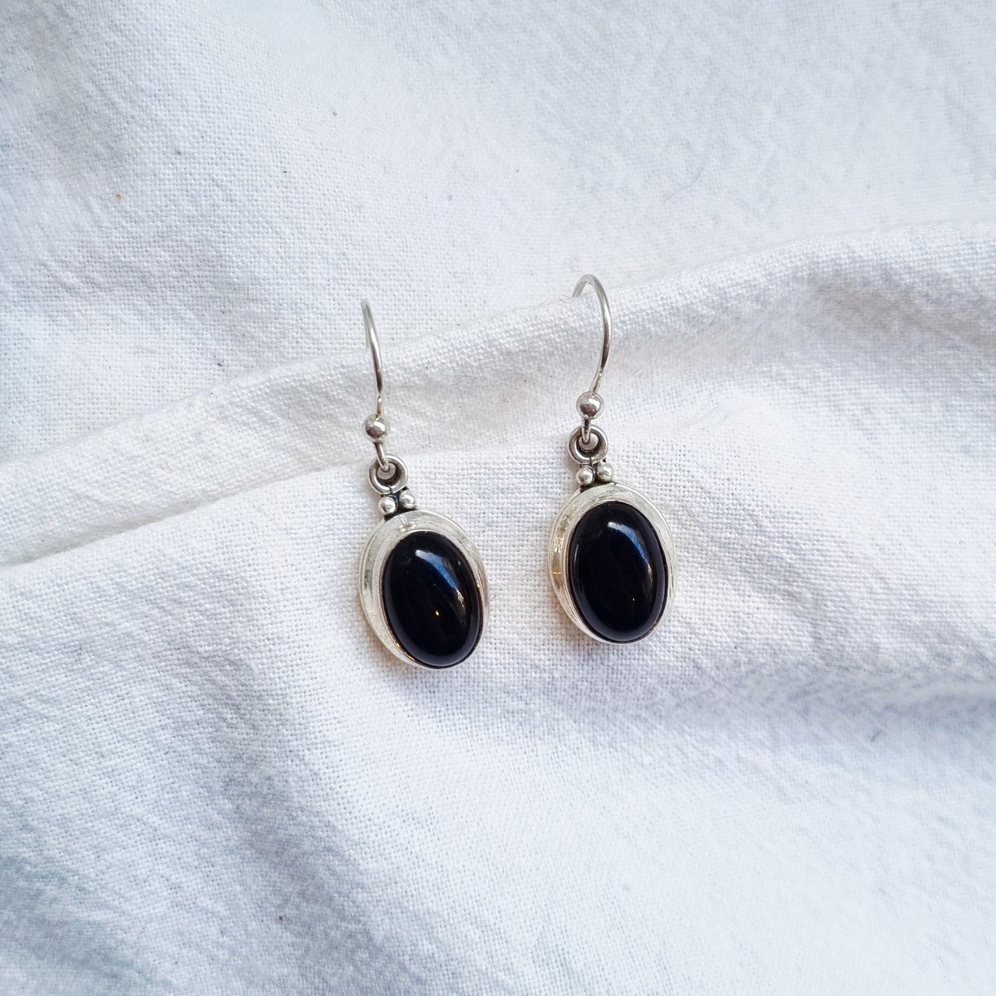 Oval black onyx earrings