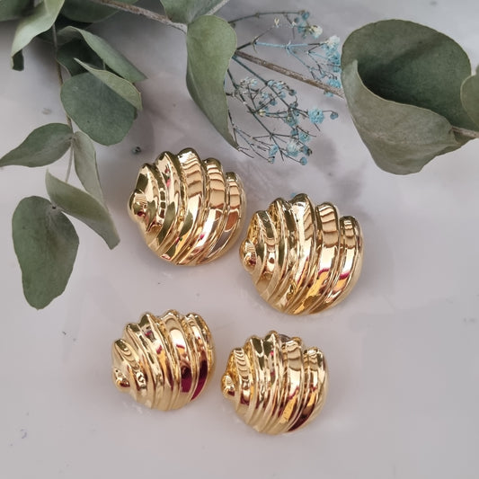 Vintage earrings - Bright gold