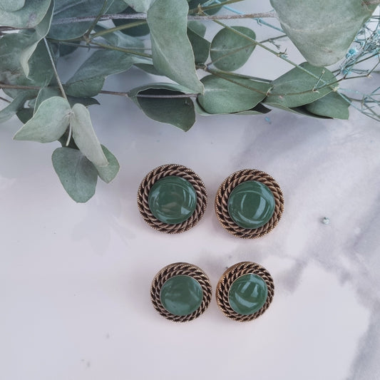 Vintage earrings Green