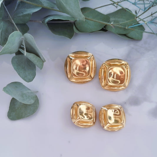 Vintage earrings - Gold squared