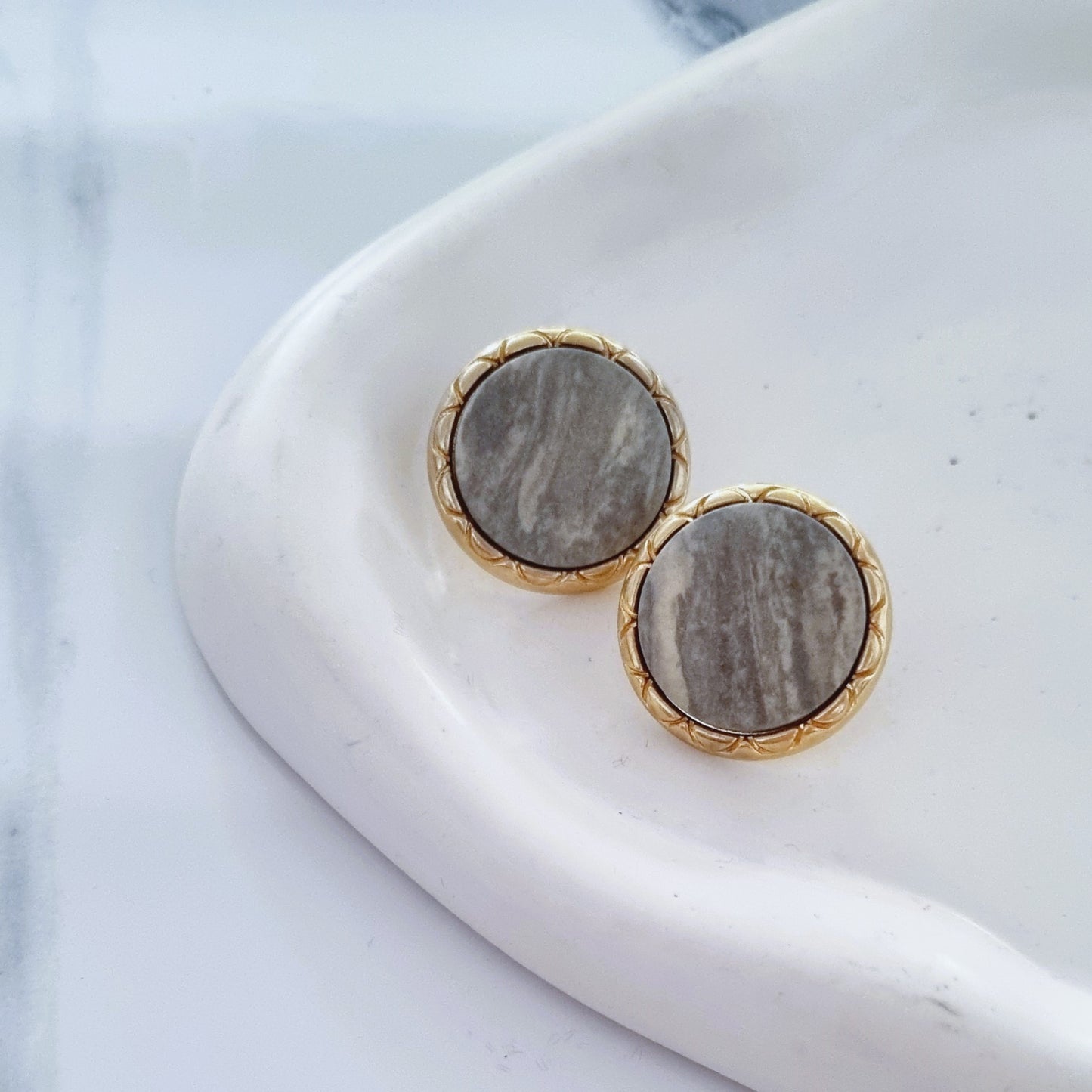 Vintage Earrings - Grey