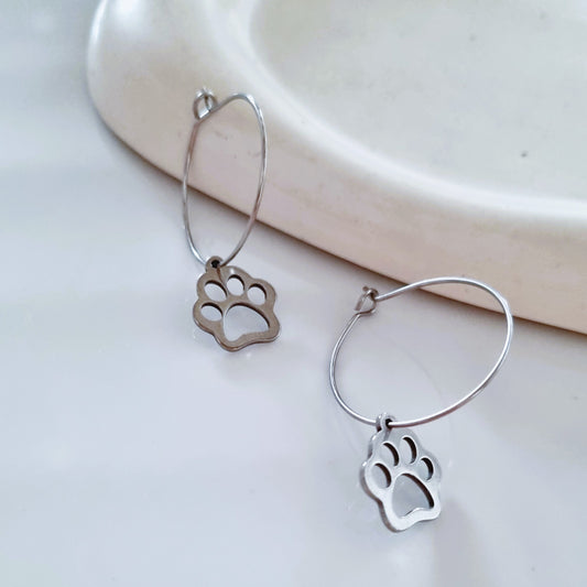 Paw earrings (2 colours)