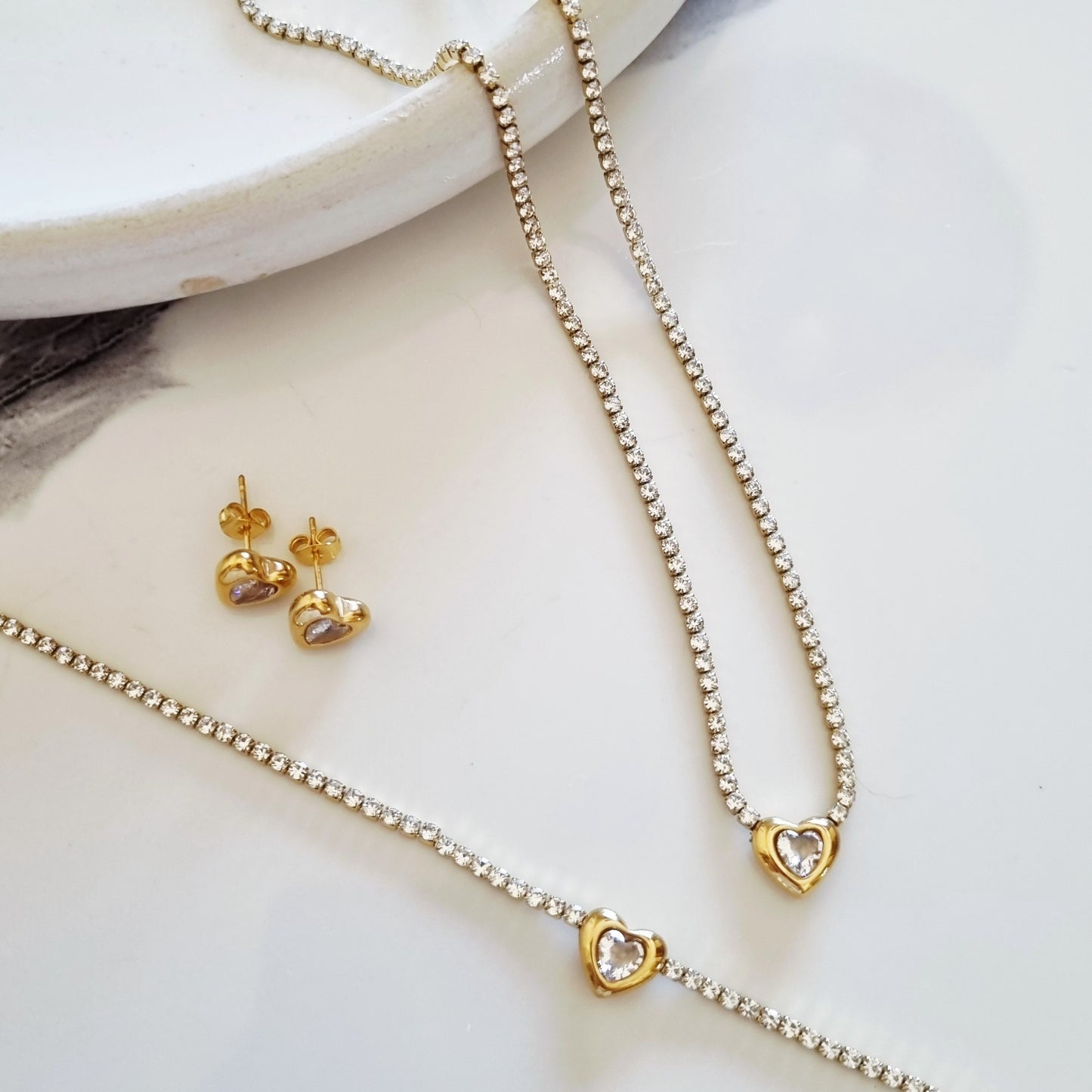 The shape of love set