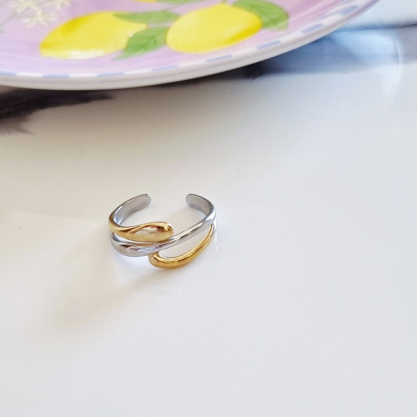 Two shades ring