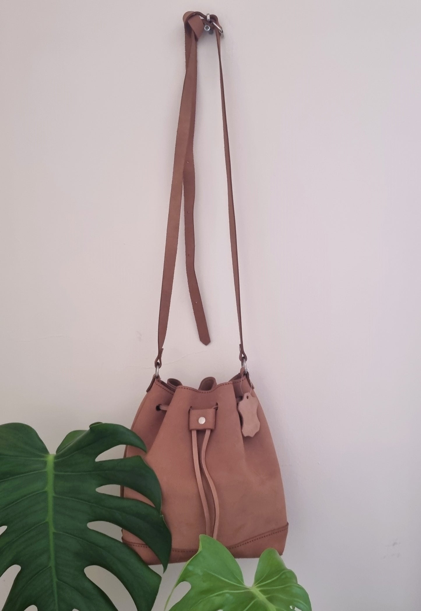 Bucket bag