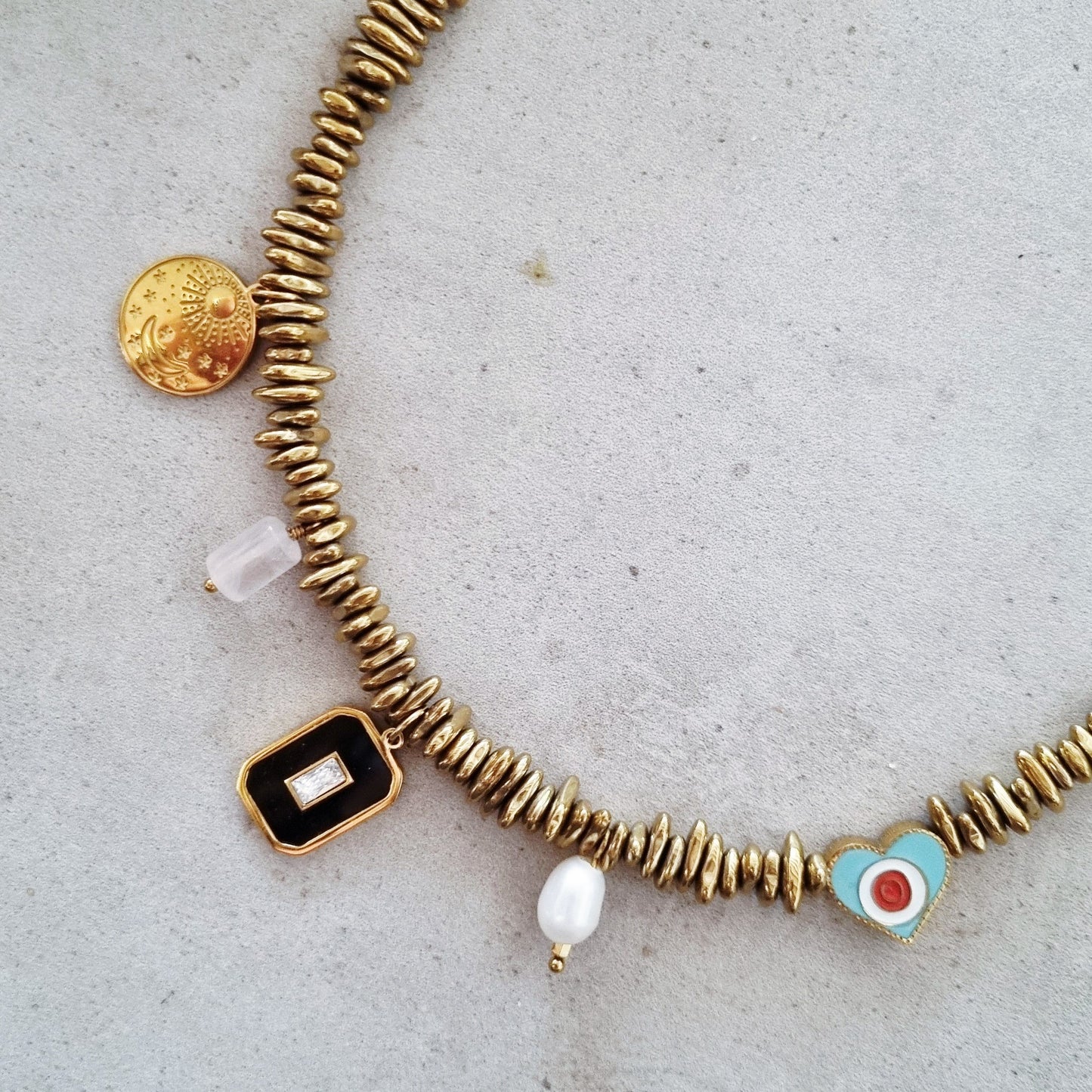 Mixing up - Necklace