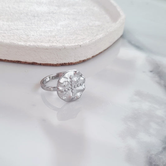 Circles and cross - Ring