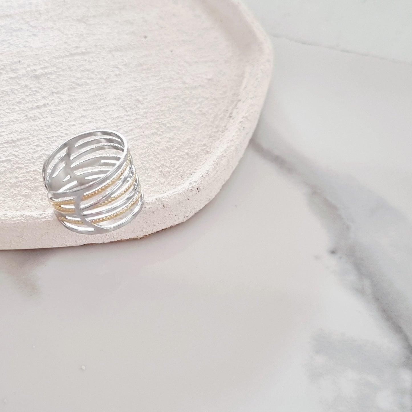 Two tones lines - Ring