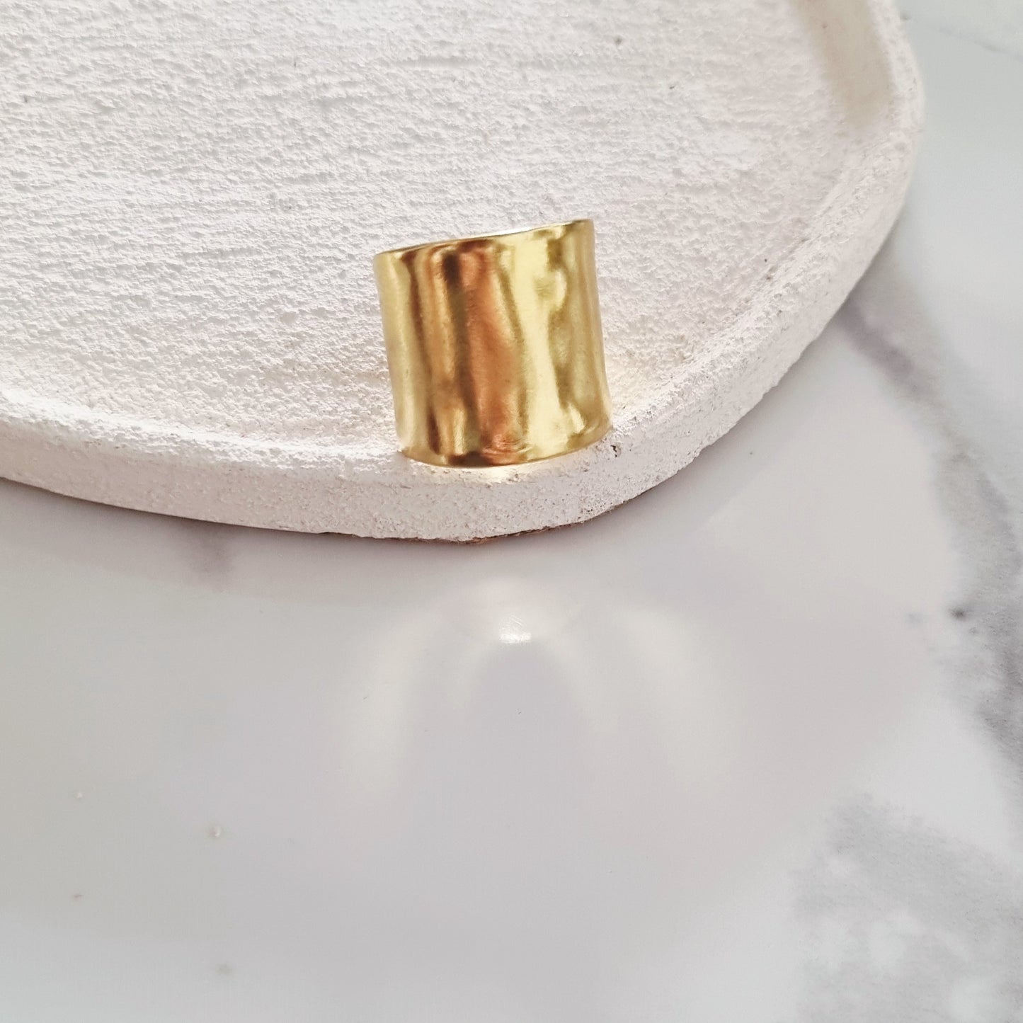 Gold cuff - Ring
