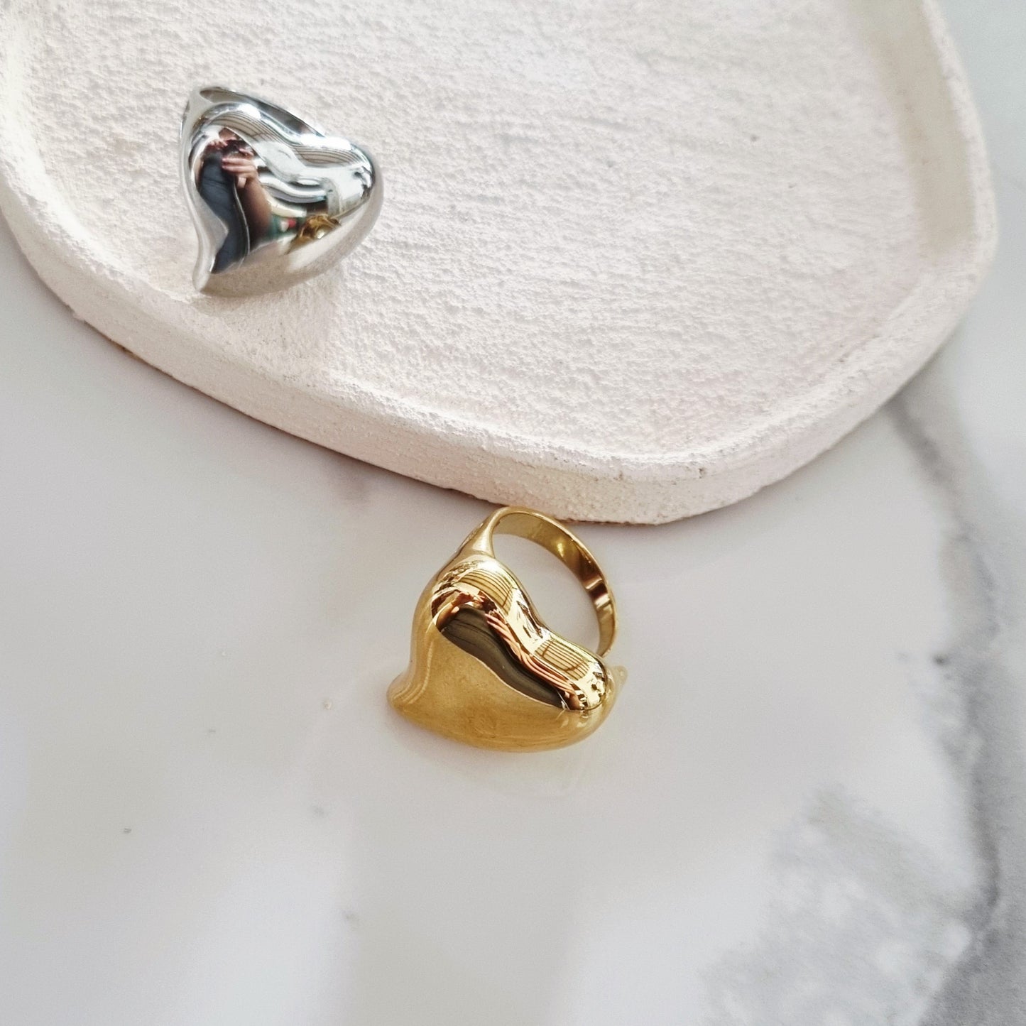 Solid hearts - Ring