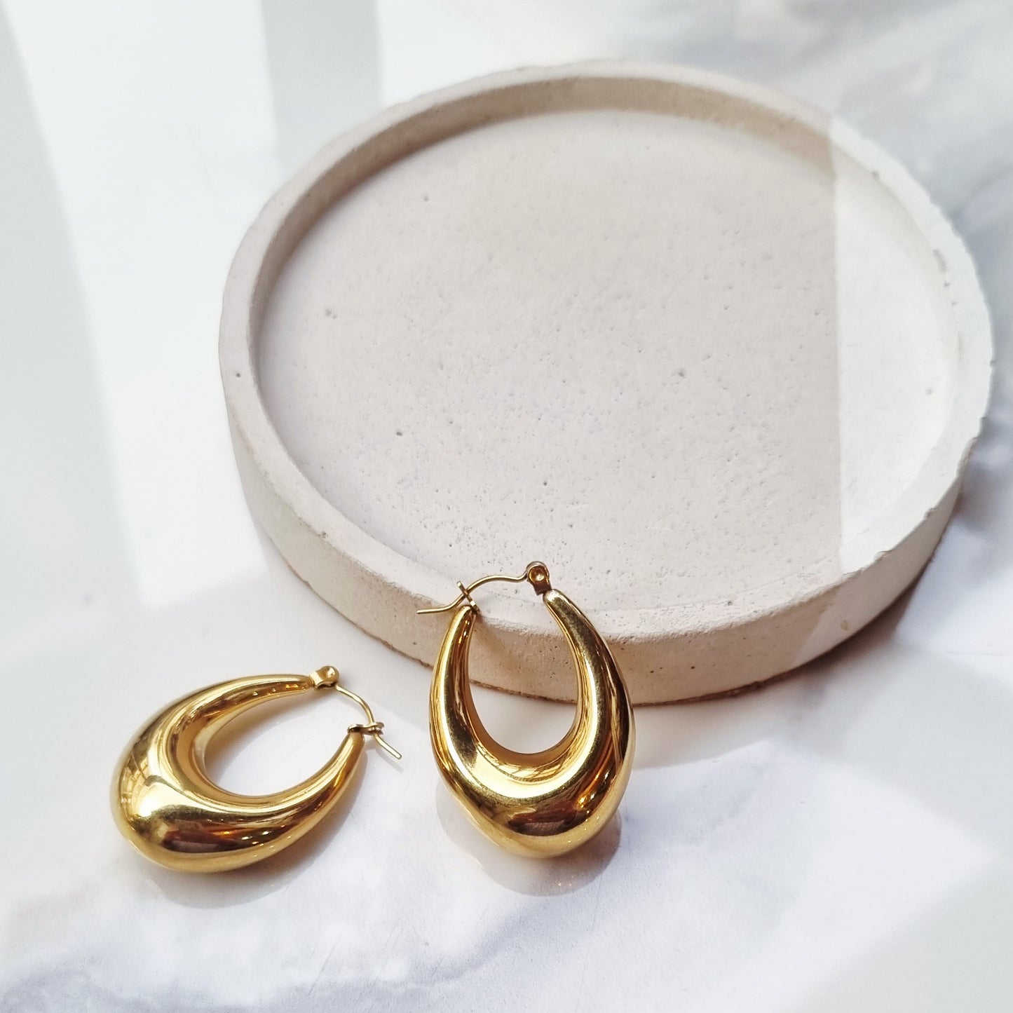 Small oval hoops