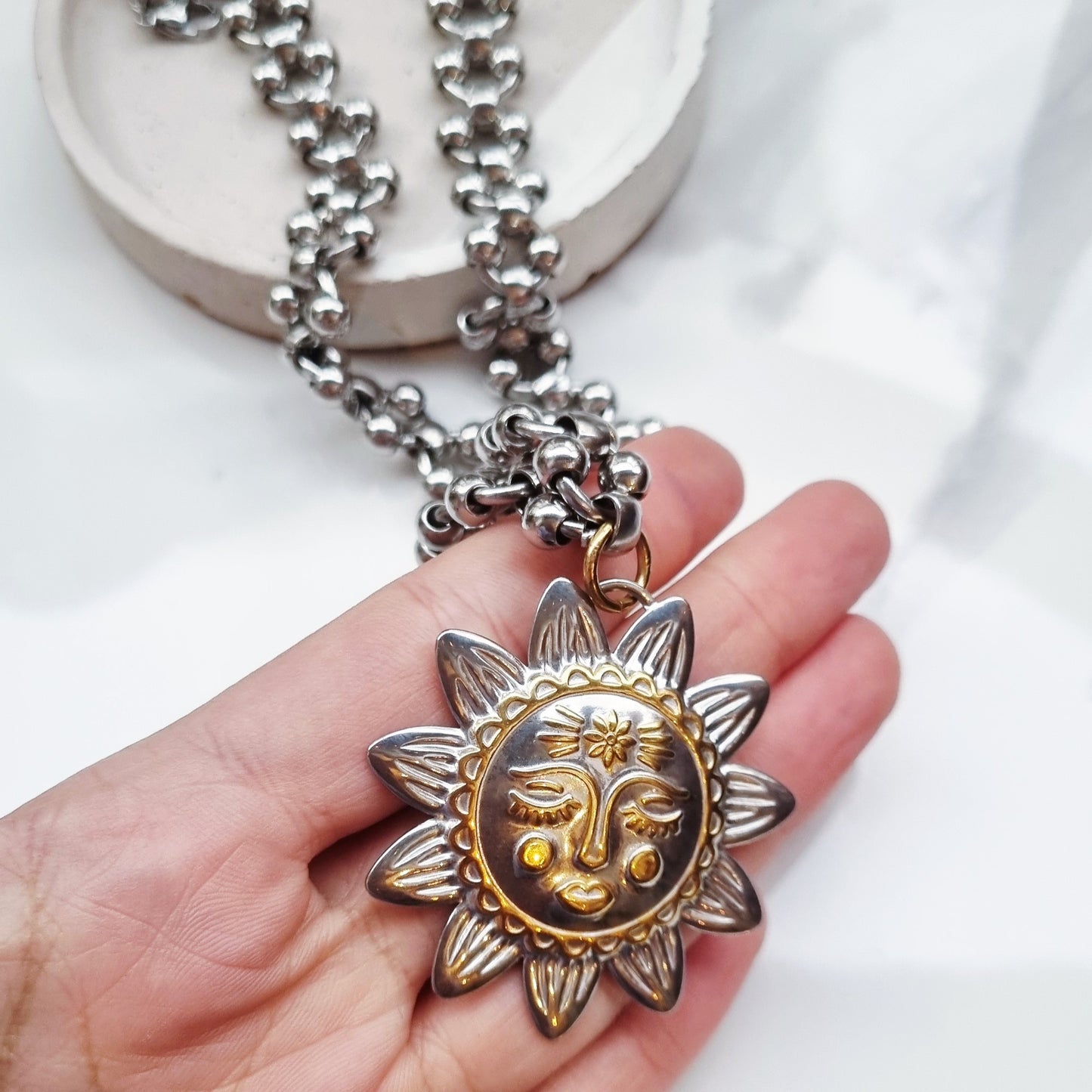 Big Sun - Necklace