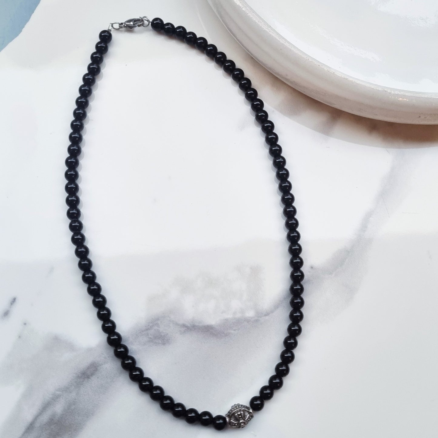 Black and vintage - Necklace
