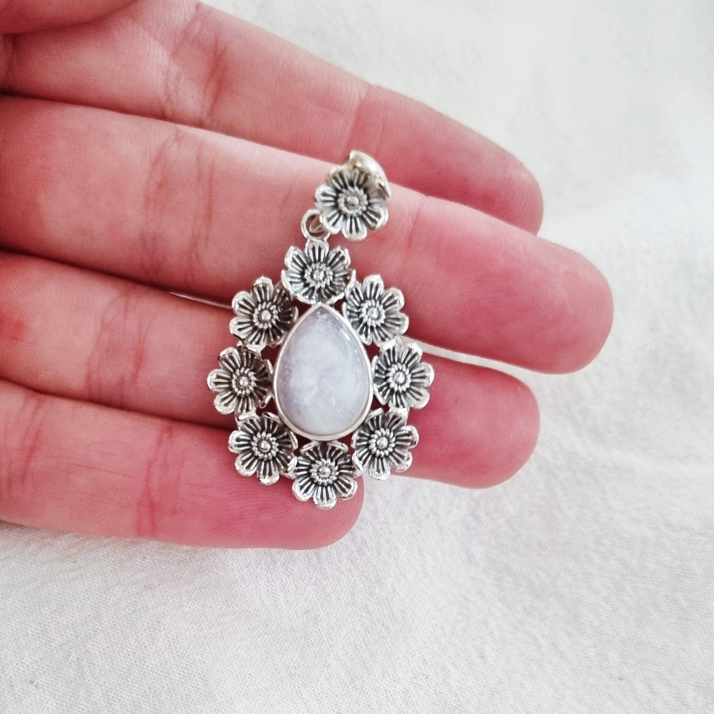 Moonstone flowery pendant