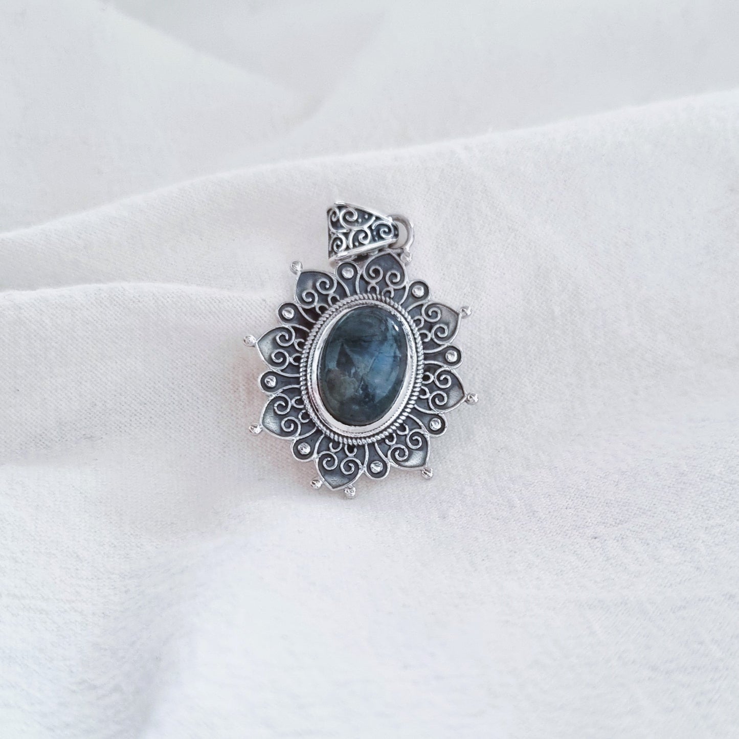 Labradorites - Pendant