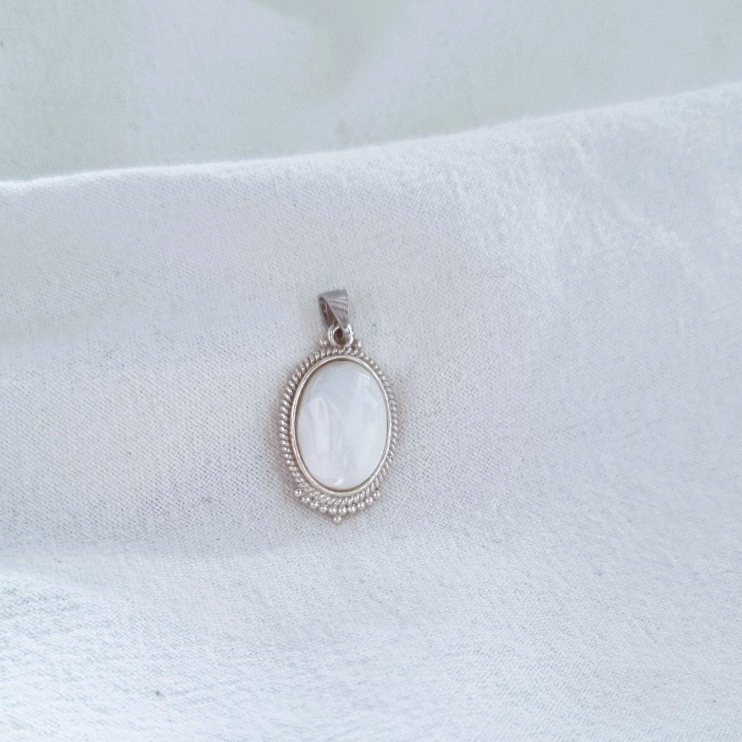 Mother of pearls - Pendant