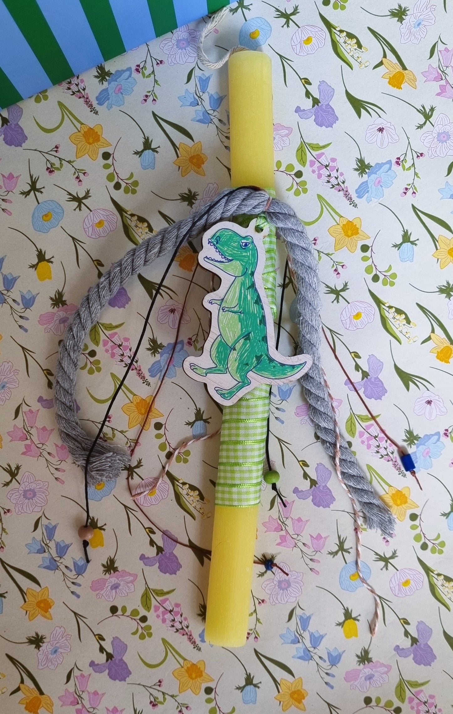 Δεινόσαυρος - Λαμπάδα