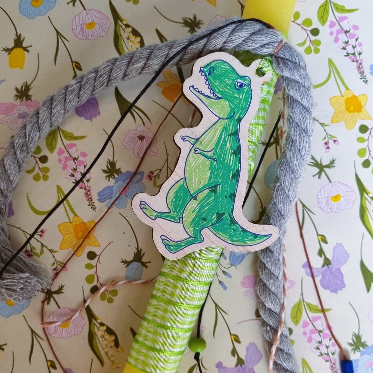 Δεινόσαυρος - Λαμπάδα