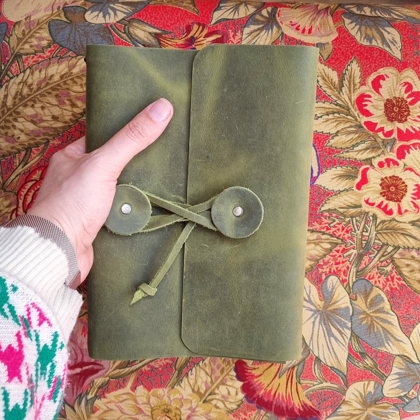 Khaki circle - Journal