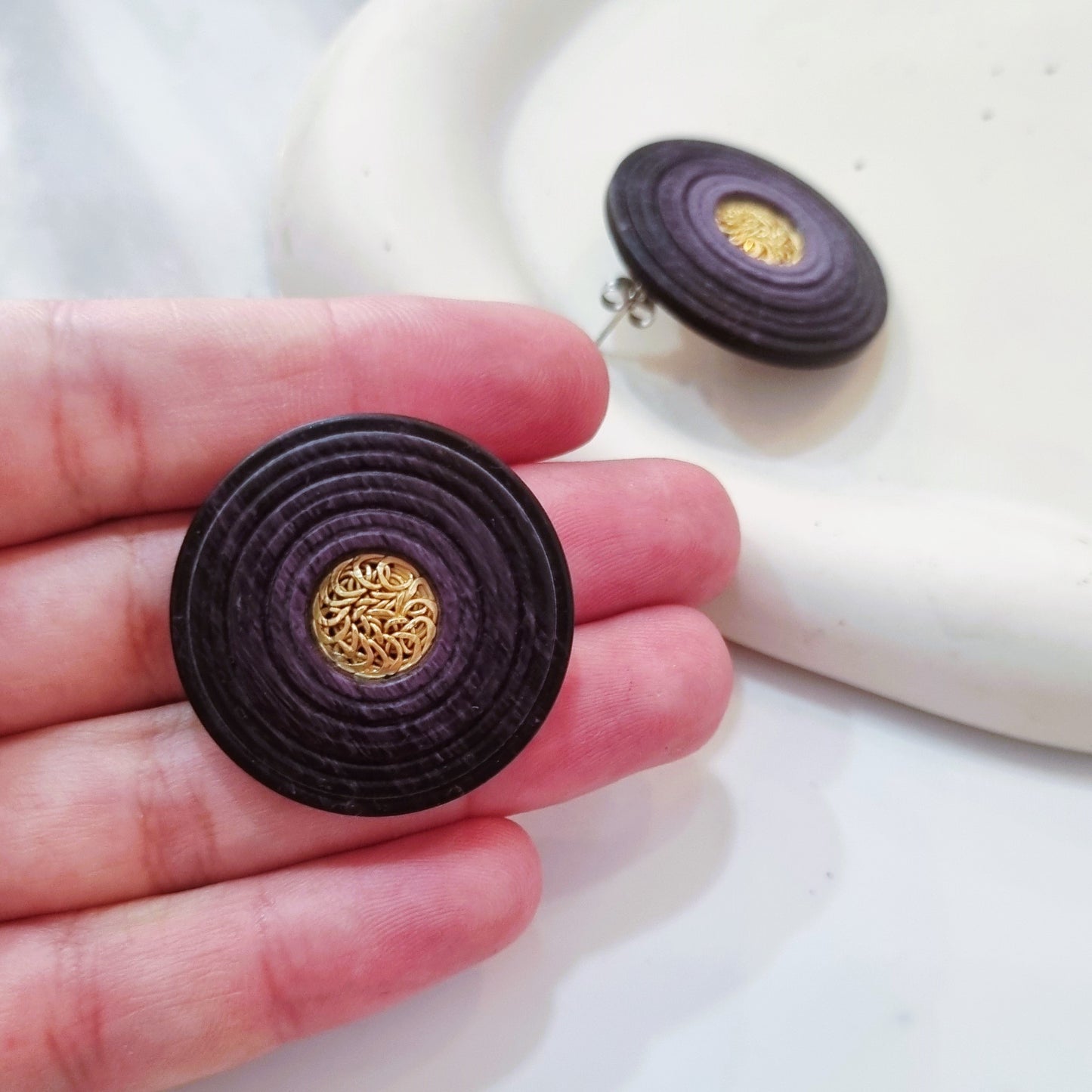 Vintage earrings - Mat purple